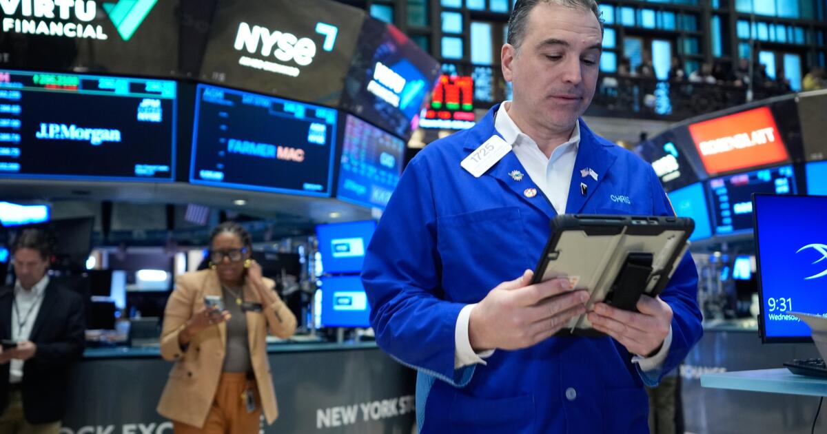 Stocks slump on worries about higher oil prices, inflation and interest rates