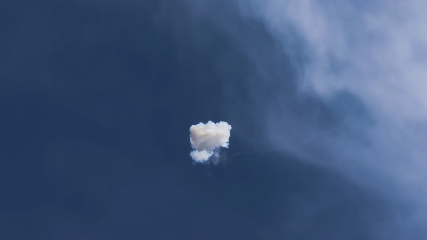 Six wounded as Iranian missiles strike central Israel - JNS.org