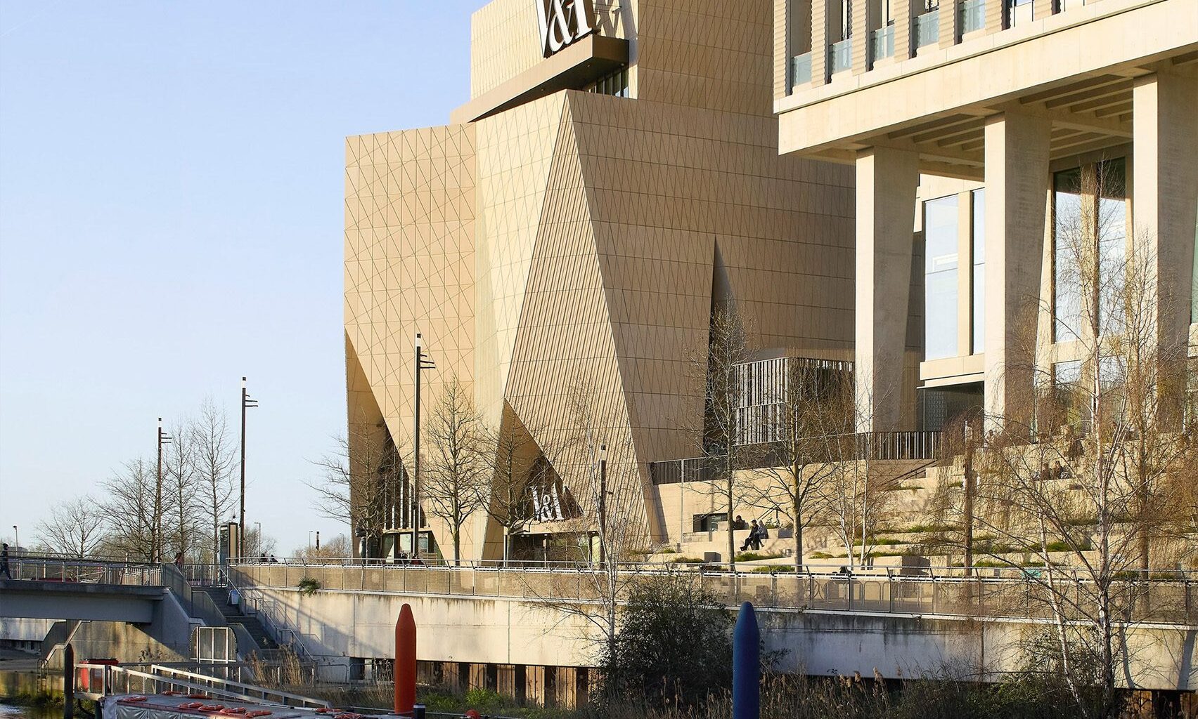 O'Donnell + Tuomey reveals "jewel-like" V&A East museum