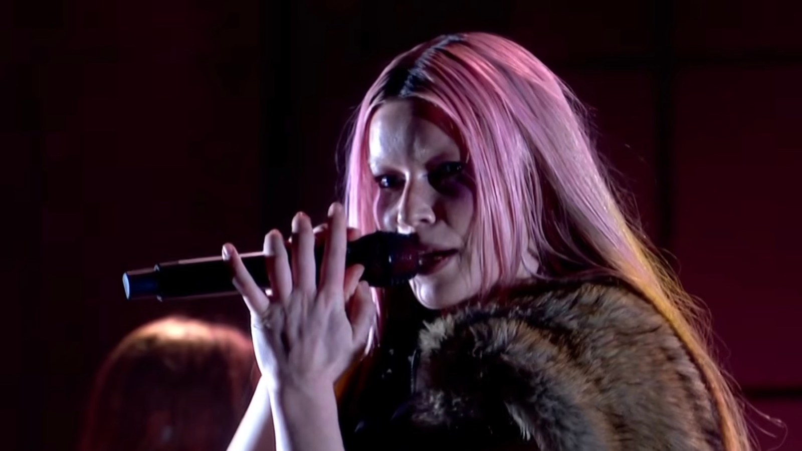 See Wet Leg Serve as Musical Guest on 'SNL UK' Premiere Episode