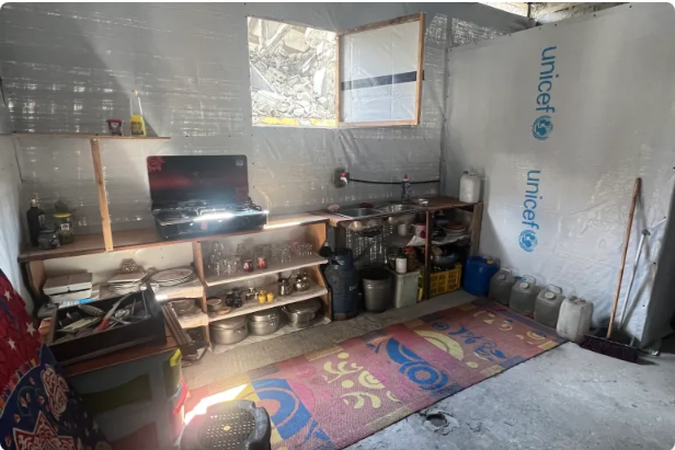 Apartments repaired and renovated with wood and plastic sheets (aljazeera.net, March 5, 2026)