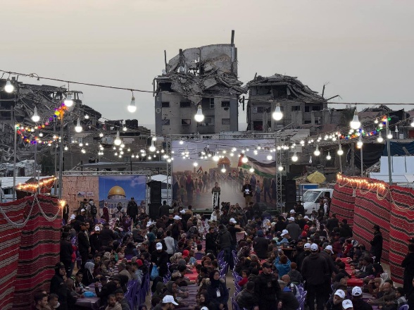 The World Jerusalem Day fast-breaking meal (Facebook page of journalist Osama al-Kahlout, March 14, 2026).