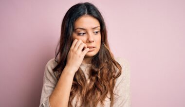 Psychology study shows how a "fixed mindset" helps socially anxious people