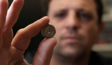 Ancient coins from Hasmonean kingdoms, Jewish revolts seized after suspected smuggling