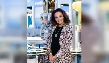 Diane von Furstenberg at the InCharge pop-up at Changi Airport Terminal 1 Departure Transit hall on March 31.