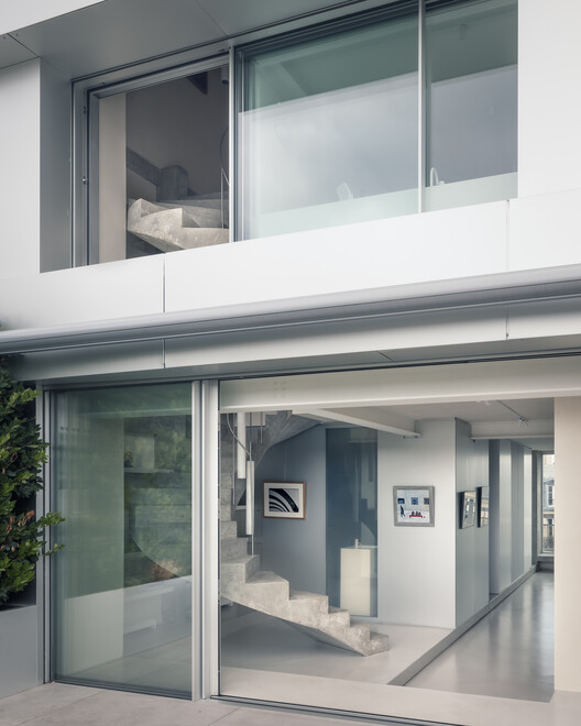 Apartment A / heros - Image 1 of 25