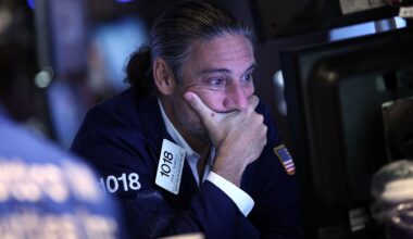 Treasury yields up as collapse of Iran talks clouds inflation outlook