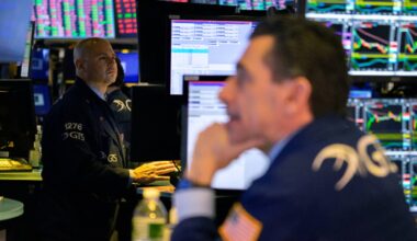 traders welcome Middle East de-escalation