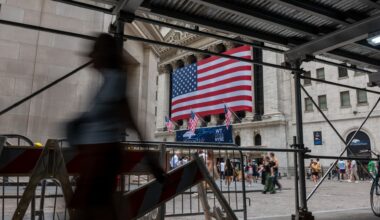 Is it time to buy tech, again? A flurry of good news from Broadcom may hold the answer