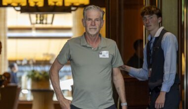 5 things to know before the market opens Friday