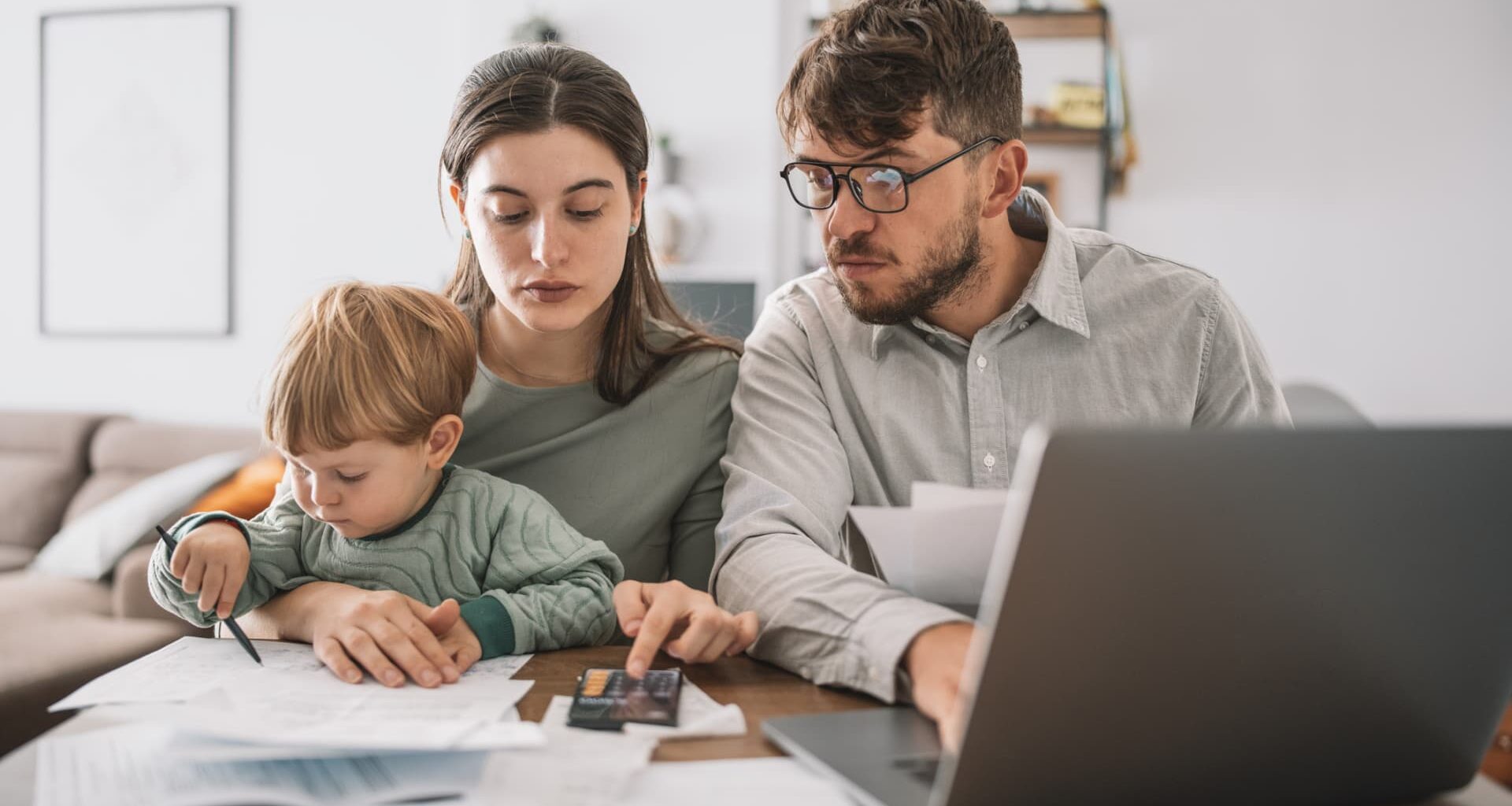 How To Navigate Financial Uncertainty, According To Experts