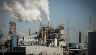 Oil extends gains after record monthly rally as Trump signals Iran war exit amid energy disruptions