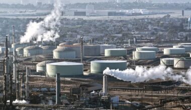 WTI, Brent as markets weigh Hormuz blockade against diplomacy