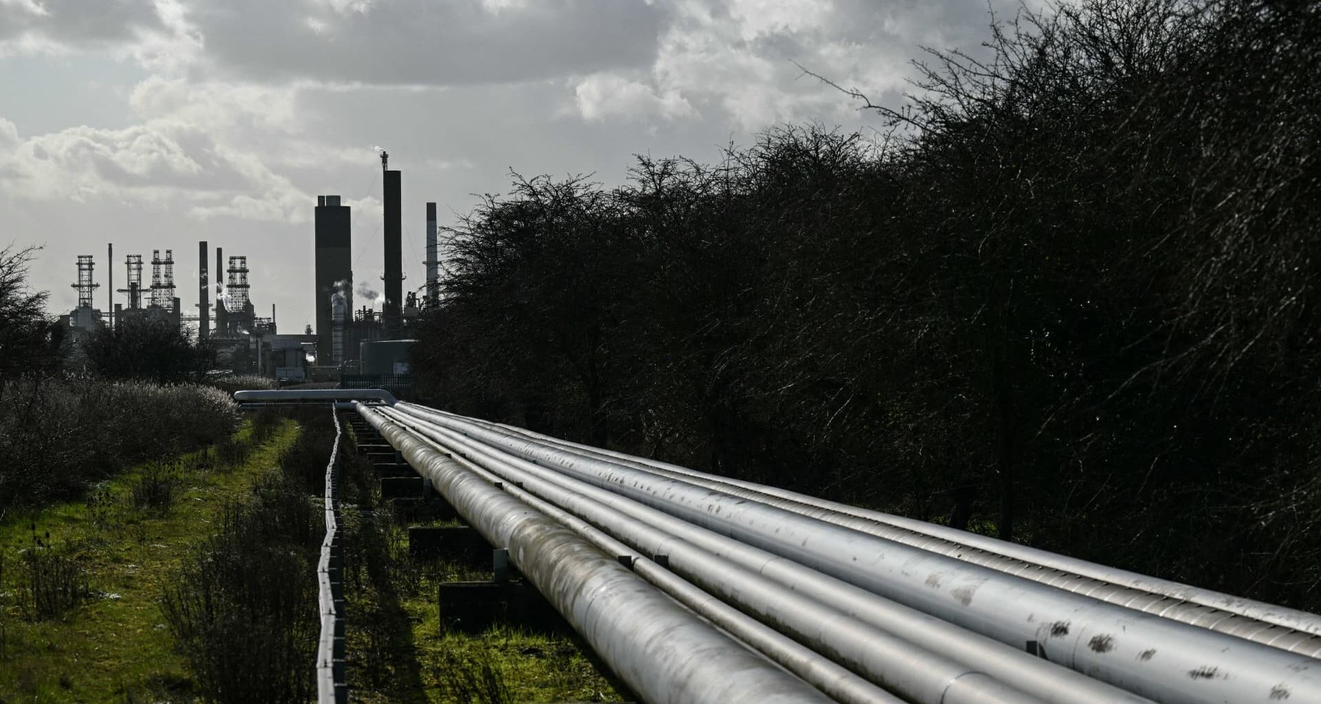 Diesel, kerosene imports and air travel