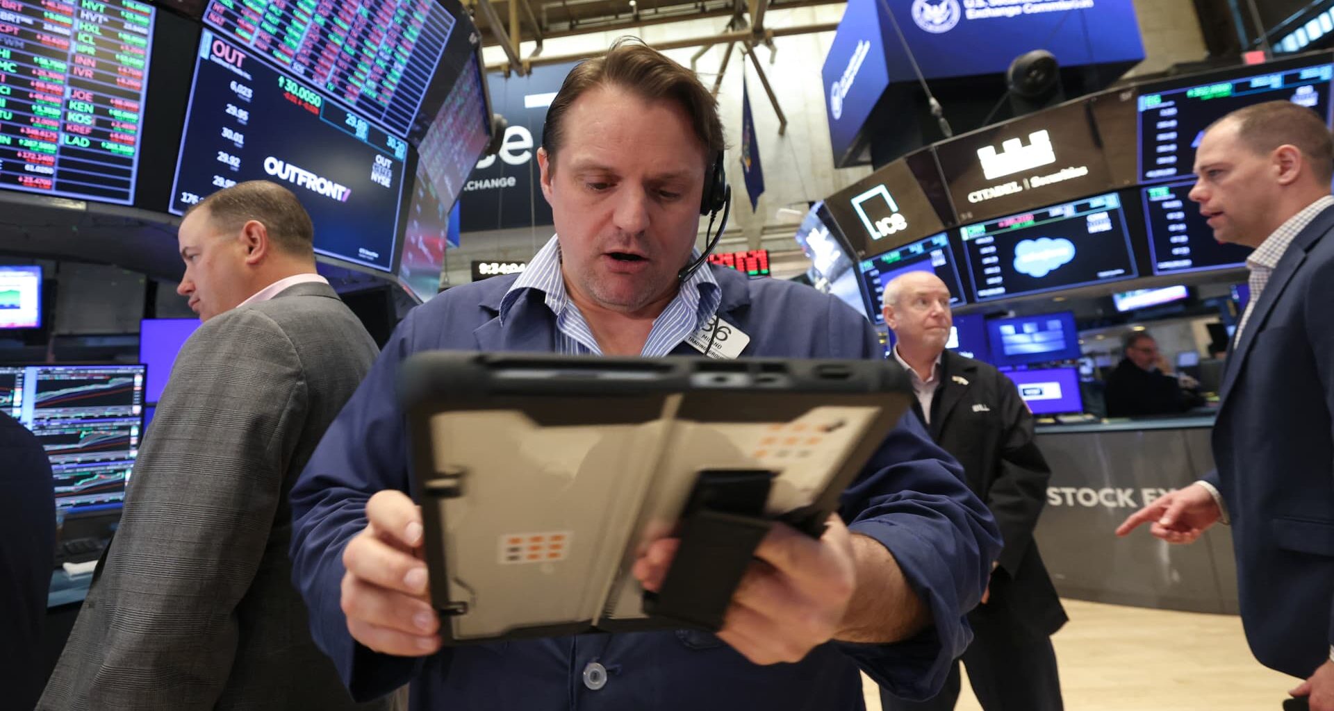 Stock market today: Live updates