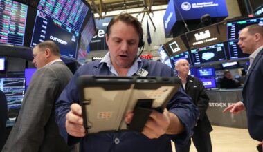 Stock market today: Live updates