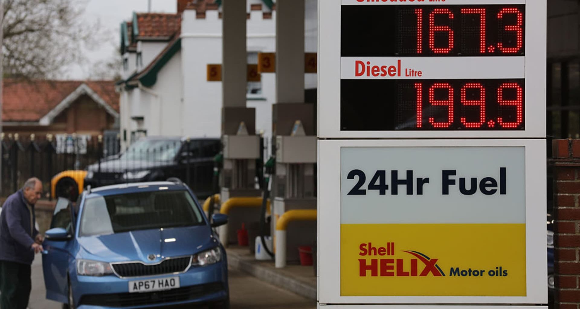 UK inflation jumps to 3.3% in March as fuel prices surge