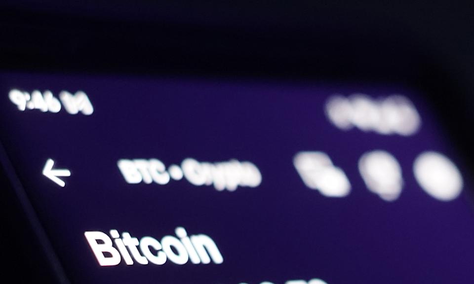 Bitcoin Heads For Fourth Weekly Gain 