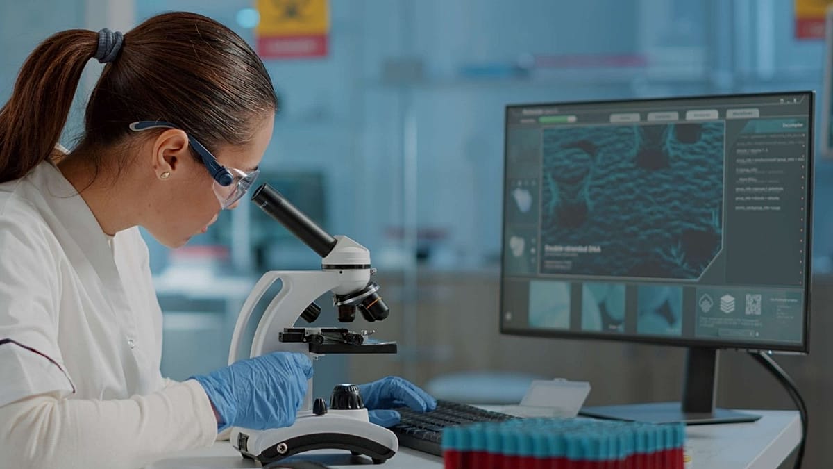 AI can identify people at risk of melanoma years before diagnosis, study finds