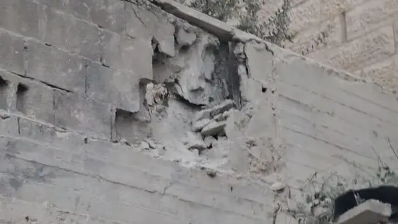 Bomblets from Iranian cluster bomb land near key military base