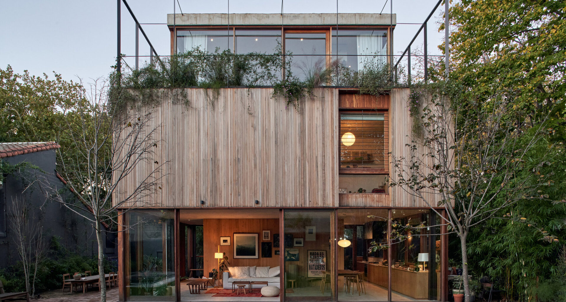 LUAA House / Ana Smud