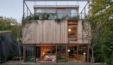 LUAA House / Ana Smud