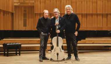 The Strad News - ELO donates electric cello to the Royal Birmingham Conservatoire
