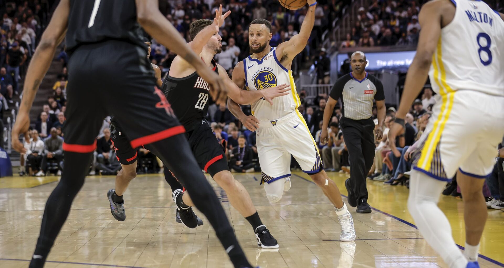 Steph Curry thrills in return but Warriors fall to Rockets