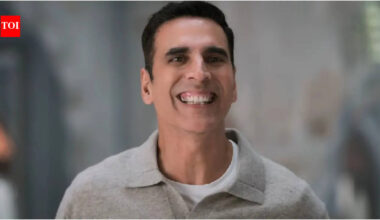 'Bhooth Bangla' trailer out: Akshay Kumar, Paresh Rawal, Tabu, Rajpal Yadav shine in Priyadarshan's laugh riot- Watch | Hindi Movie News