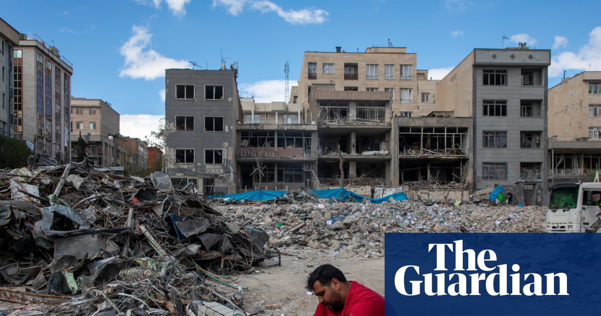 Trump claims, without proof, Iranians welcome US strikes on infrastructure | Donald Trump