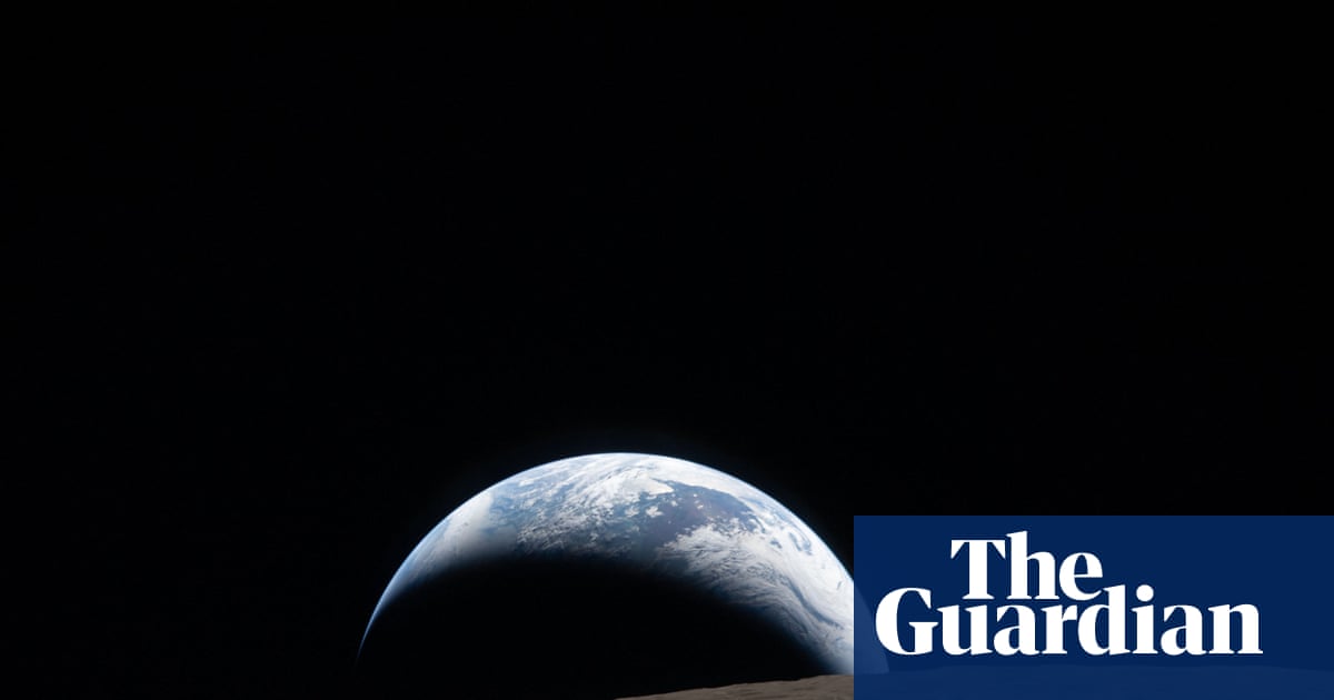 Artemis II crew describe ‘overwhelming’ emotions after soaring past the moon | Artemis II