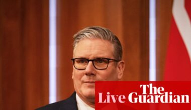 Keir Starmer welcomes Iran war ceasefire as he heads to Gulf to meet regional leaders – UK politics live | Politics