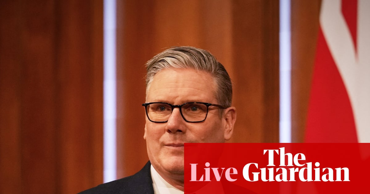 Keir Starmer welcomes Iran war ceasefire as he heads to Gulf to meet regional leaders – UK politics live | Politics