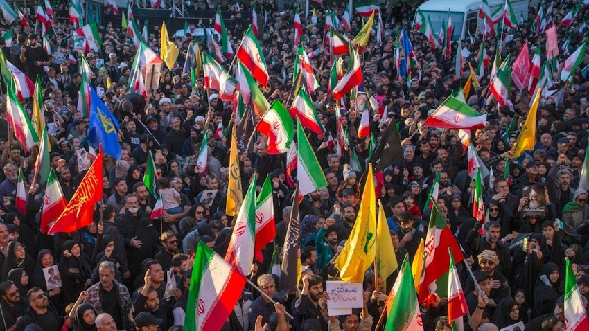 Iran’s Lebanon dilemma: Has Tehran abandoned Hezbollah? - Amwaj.media