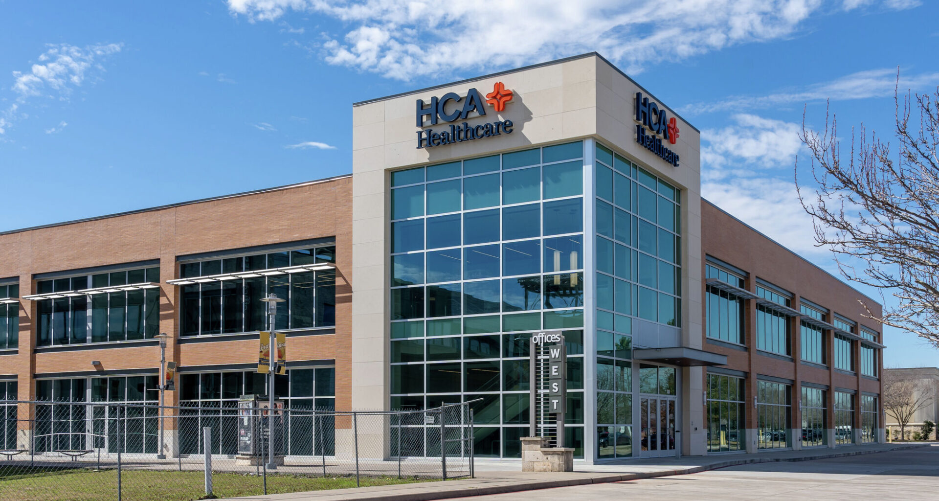 Hundreds of Houston hospital workers affected by HCA-Sodexo contract