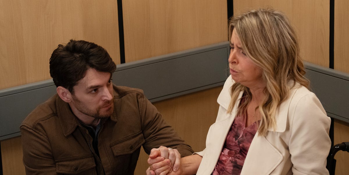 Ross is forced to deliver Charity's baby