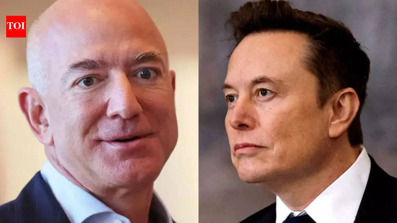 Elon Musk: While Amazon and SpaceX are sending complaint letters about each other to FCC, Elon Musk compliments Jeff Bezos' photograph of Blue Origin rocket; says … |