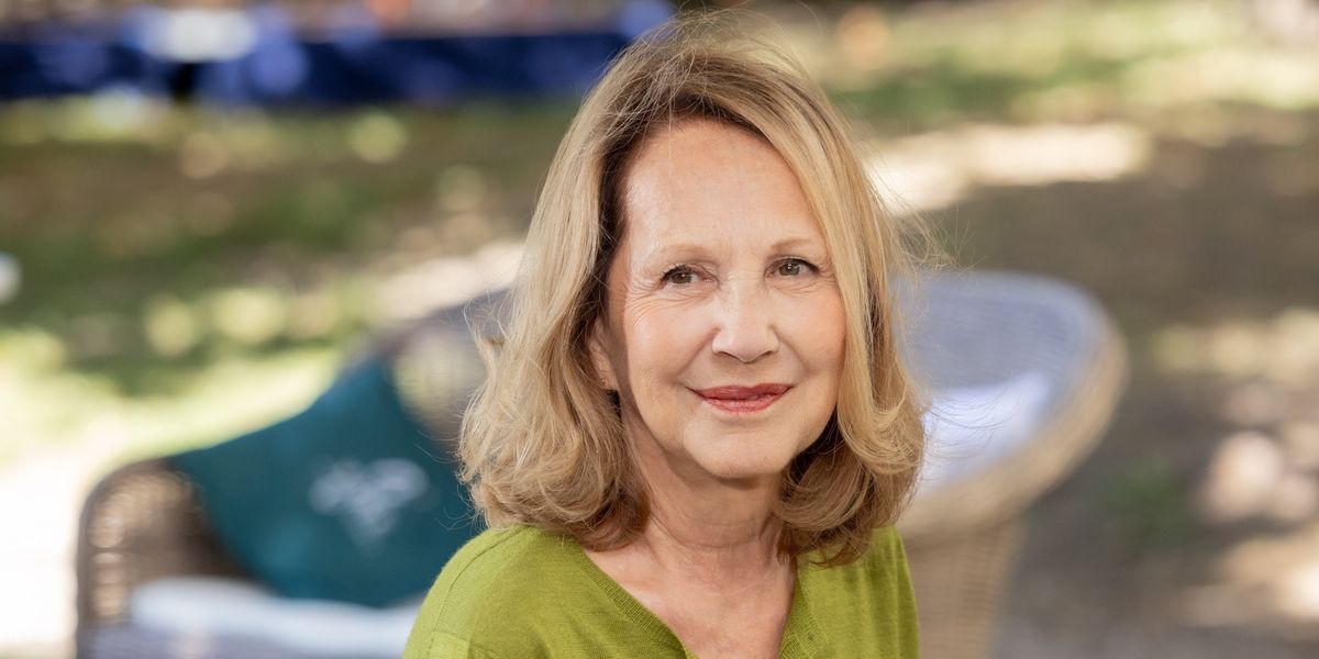 Downton Abbey star dies aged 77 after battle with dementia