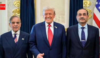 'Blockade of Iran ports hurdle to peace talks': Pak army chief Asim Munir tells Trump; how US prez reacted