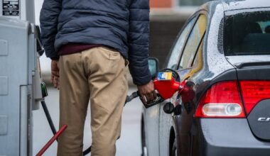 Canada's annual inflation rate rose to 2.4% in March, driven by high gas prices