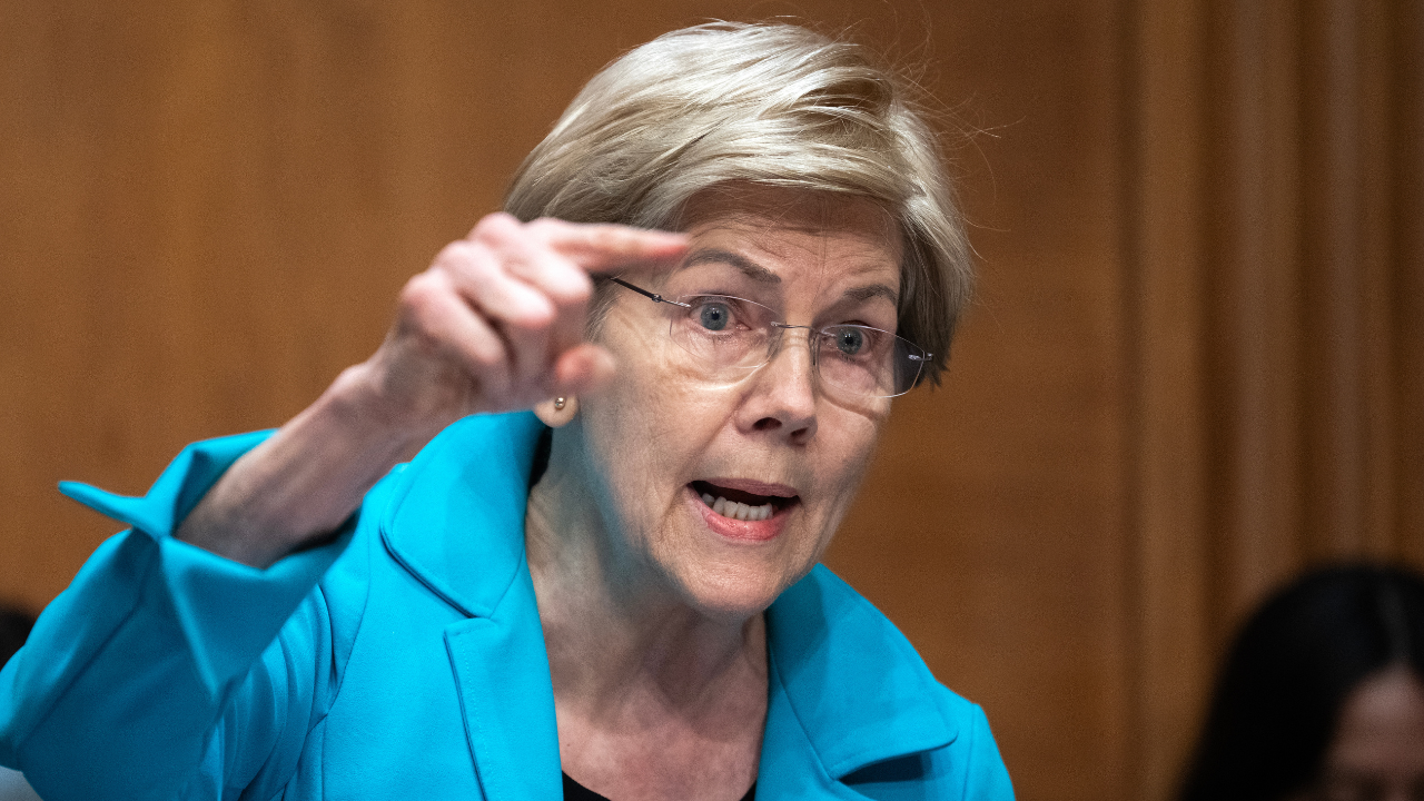 Warren calls Fed nominee Kevin Warsh a 'sock puppet' for Trump at hearing