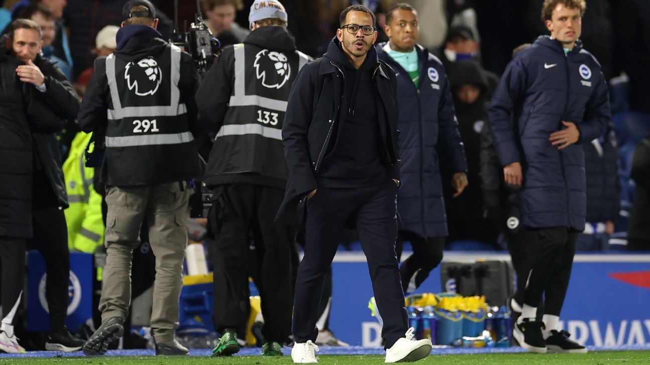 Chelsea sack boss Liam Rosenior amid historic losing run