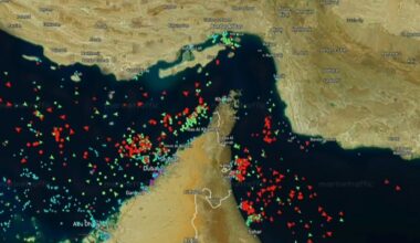 Oil extends gains, stocks drop as peace talk hopes fade