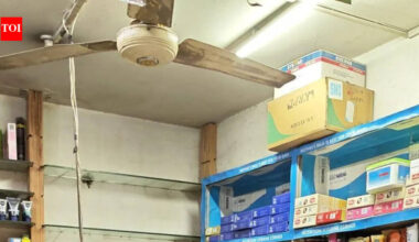 Medical store in Gurgaon raided, MTP kits, syrups seized | Gurgaon News