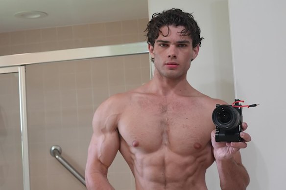 Clavicular, real name Braden Peters.