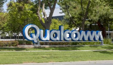 Can Qualcomm's Snapdragon Innovations for Wearables Drive Growth? - April 2, 2026