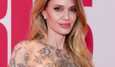 Angelina Jolie, Brad Pitt Daughter Shiloh in Dayoung Music Video