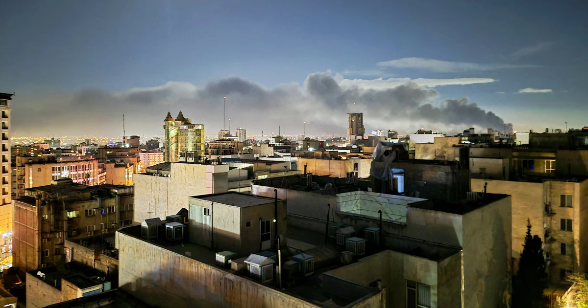 Trump warns Iran that Hormuz deadline is final