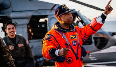 Navy search and rescue medical technician supports recovery of Artemis II astronauts > U.S. Indo-Pacific Command > News Articles
