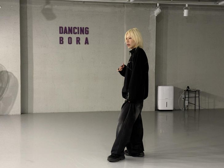 Lee Chae-hyun at her studio Dancing Bora in Hapjeong-dong, Seoul, March 30. Korea Times photo by Kim Bo-eun